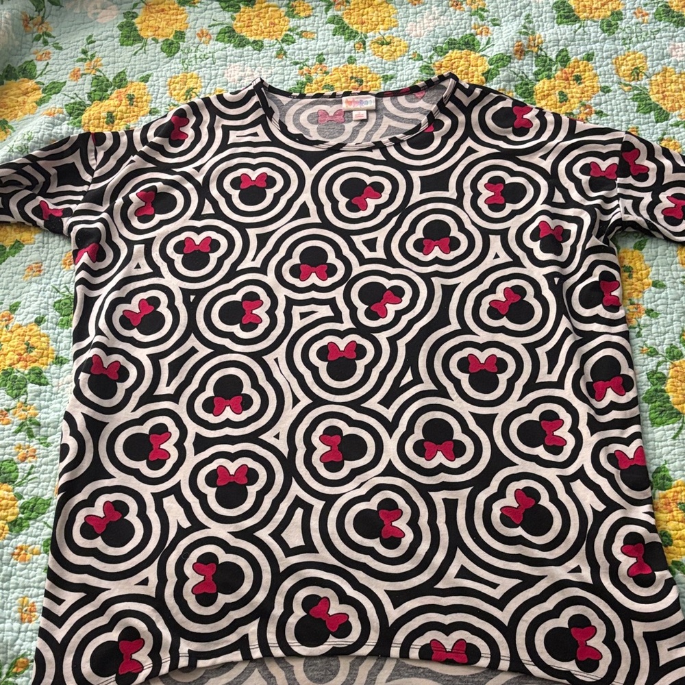 LuLaRoe Kids Short Sleeve Tee - Black and Pink Pattern